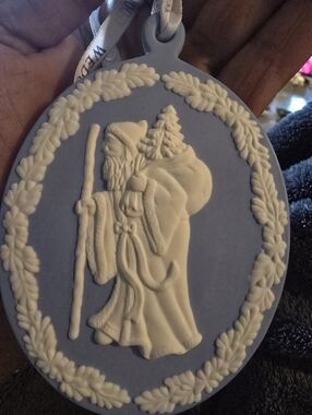 Wedgwood Jasperware Santa Father Christmas Hanging Ornament Orig Box 2010